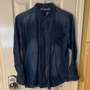 Tommy Hilfiger Men's Dark Blue Casual Shirt